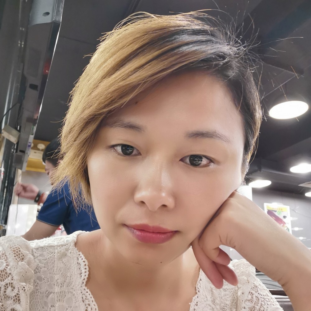 白玫瑰666的照片