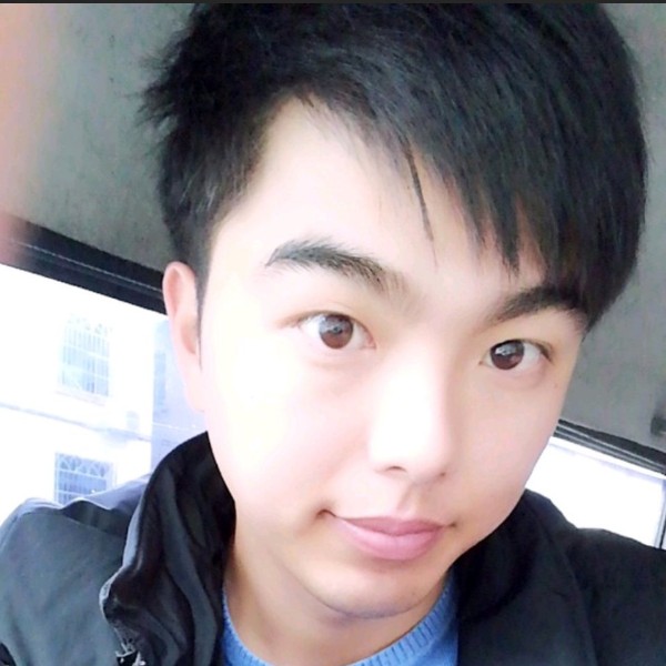 洪鼎腾的照片