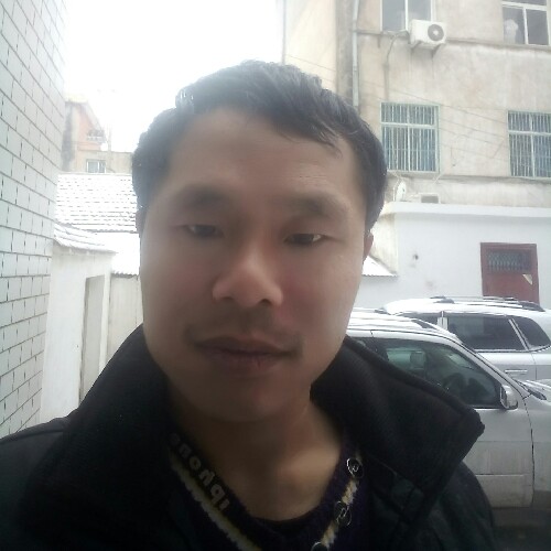 任大闹的照片