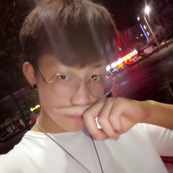 写不出迷人的情诗的照片