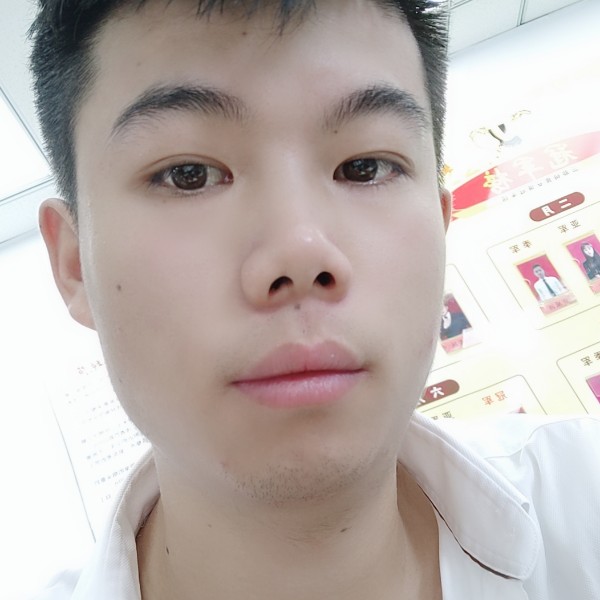 三年只为寻一人的照片