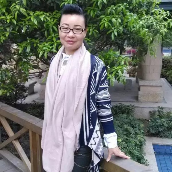 肖老师的照片