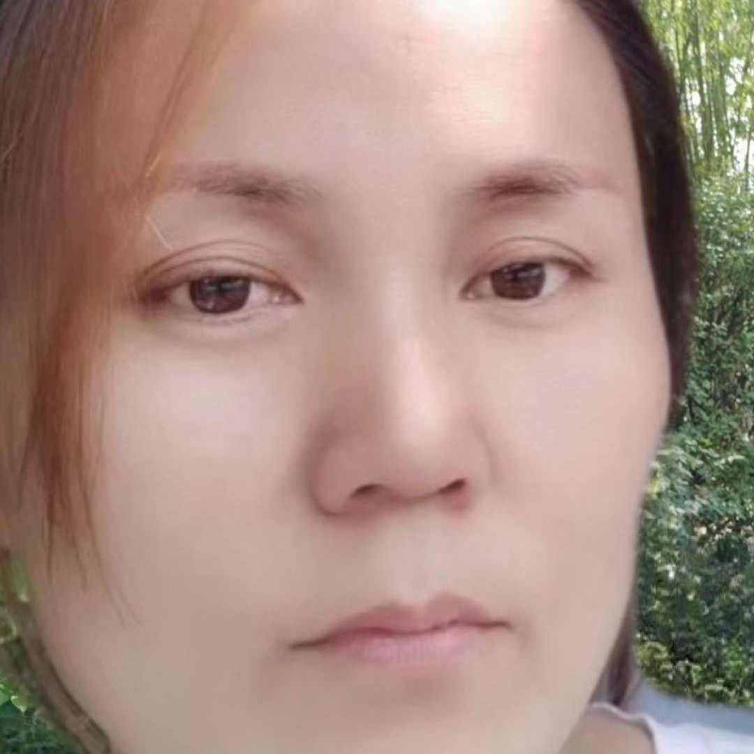 动人笑清曲的照片