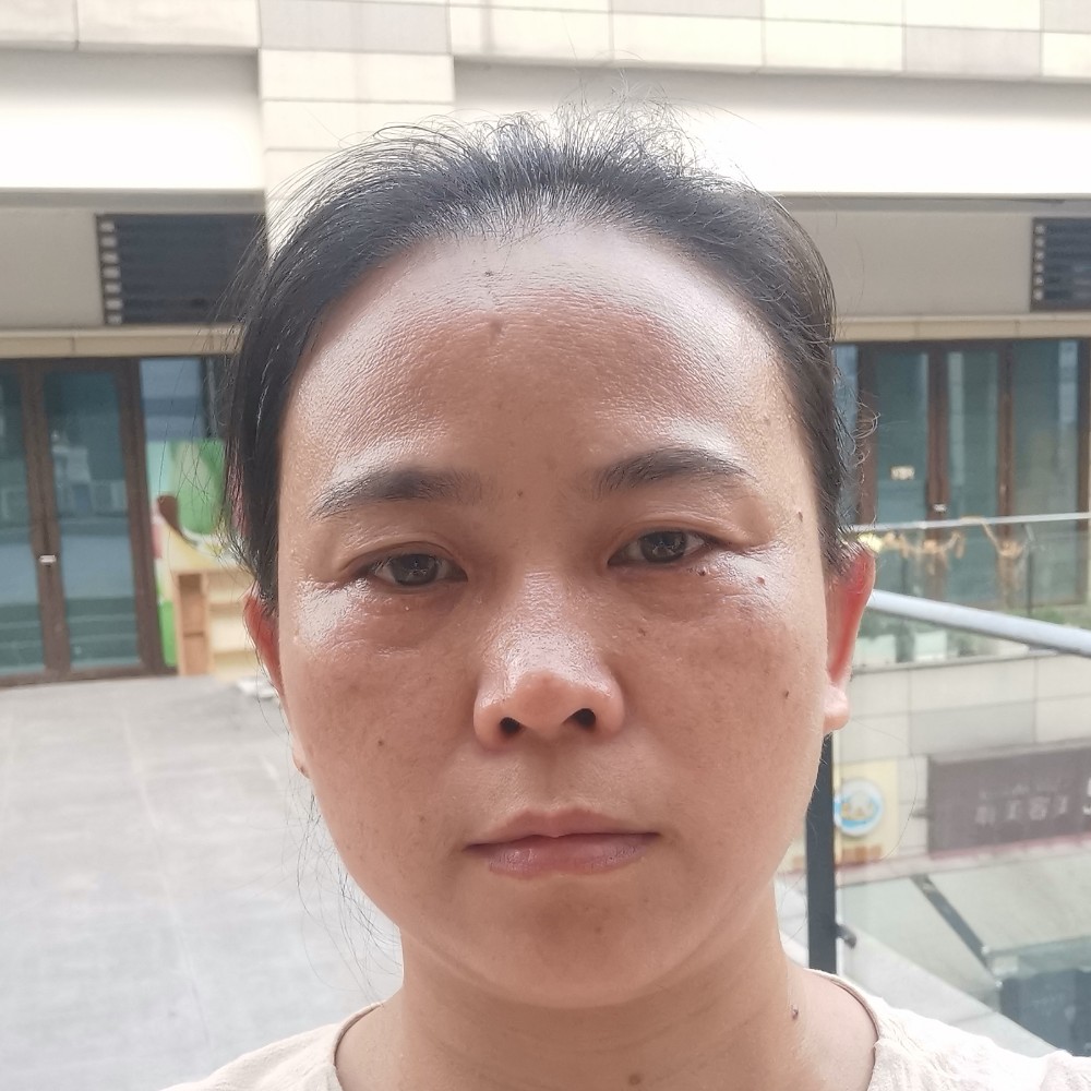 钦蓉的照片