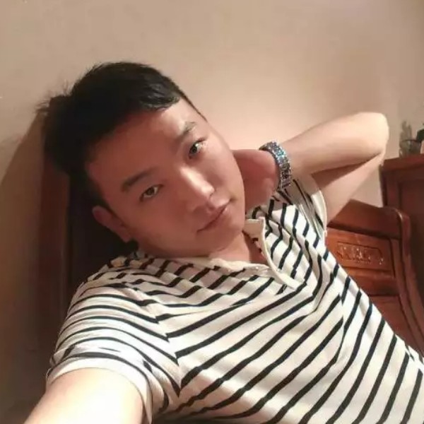 刻苦愿楼房的照片