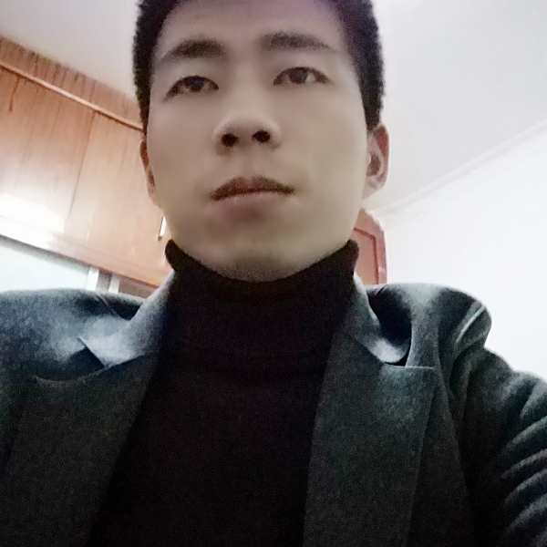 打着灯笼找出路的照片