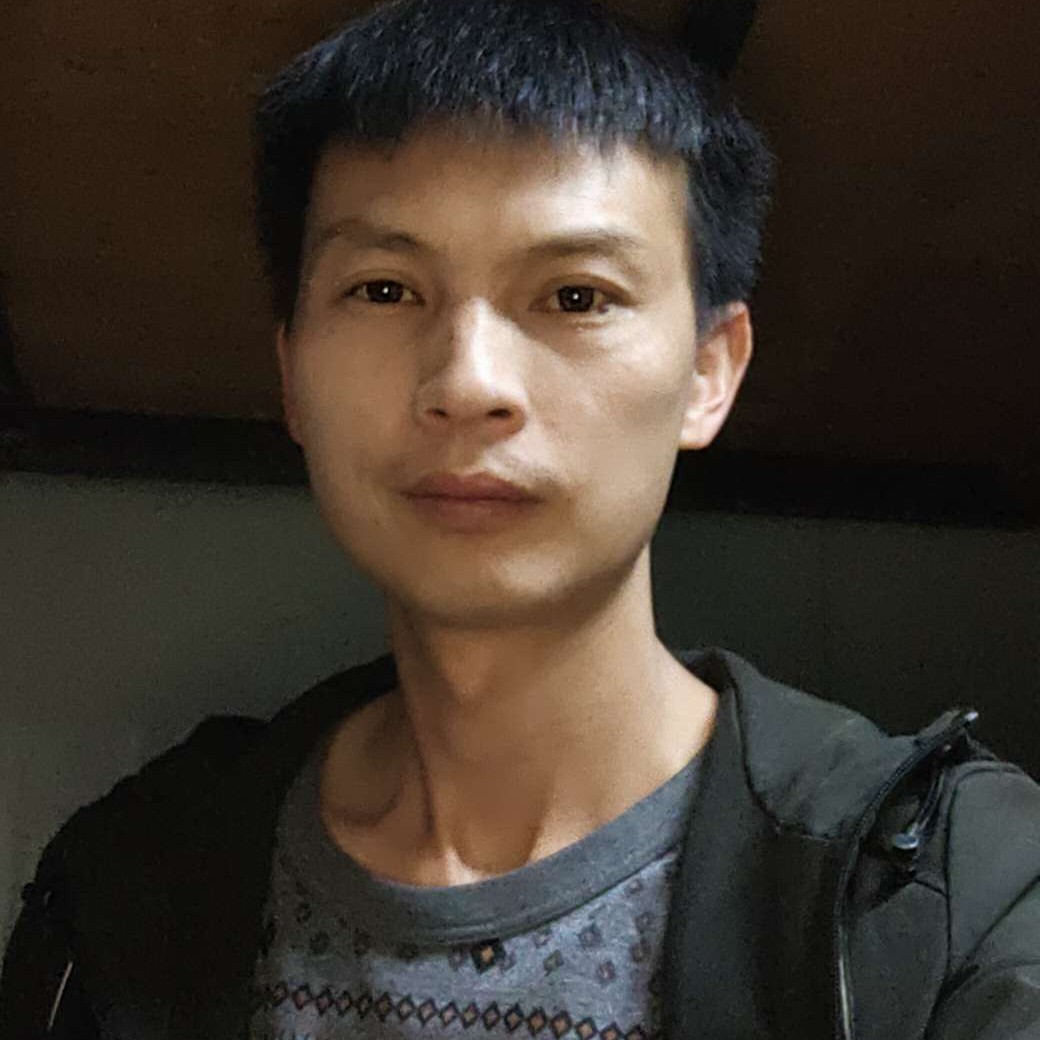 森槿老实人的照片