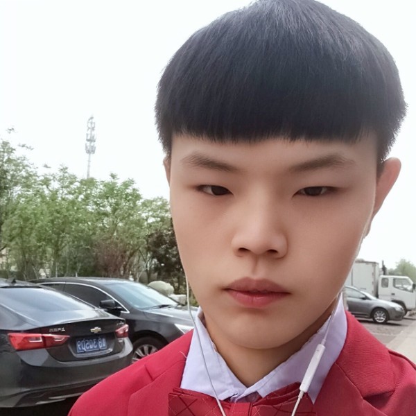 枕头挽手耍酷的照片