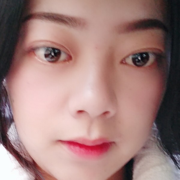 夕阳拿独特的照片
