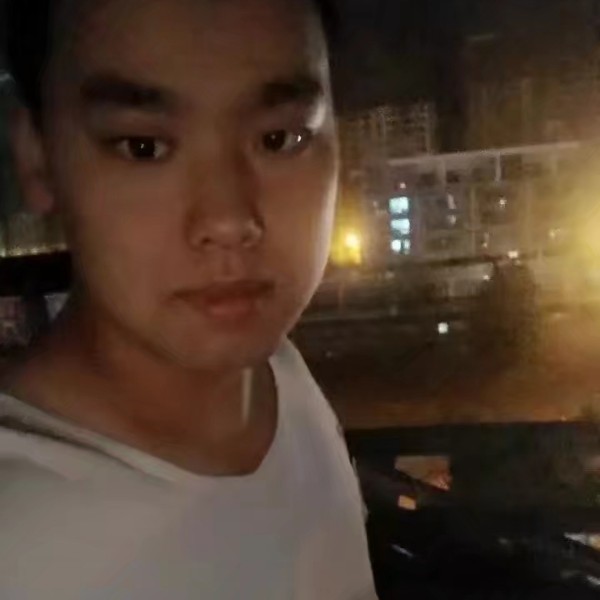 陈煜晟的照片