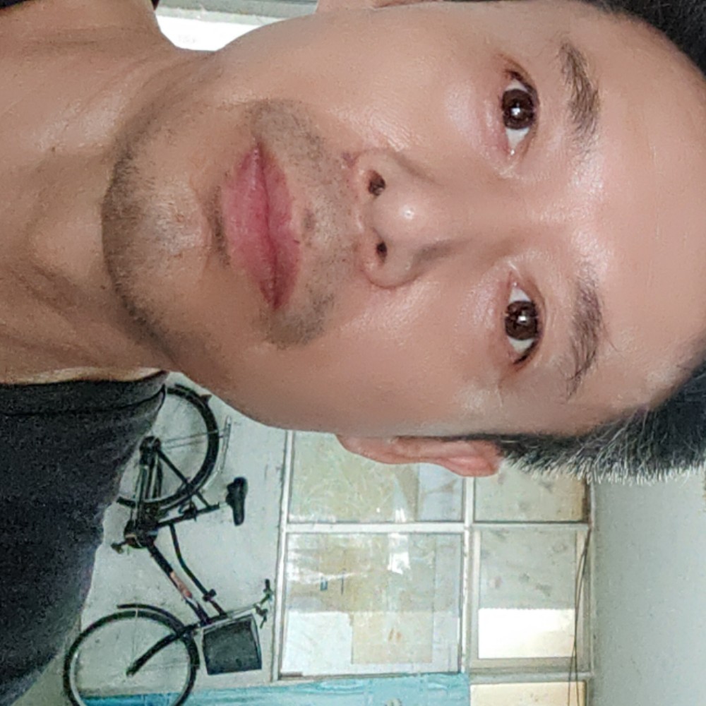 13522476909的照片