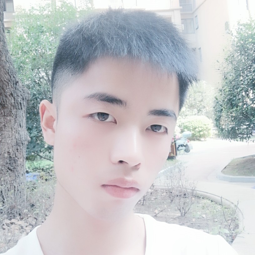 俊秀钻石的照片