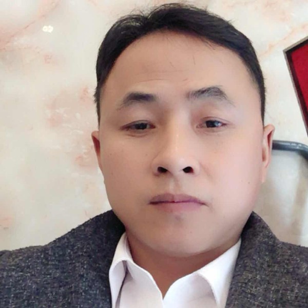 用心做事用情做人的照片