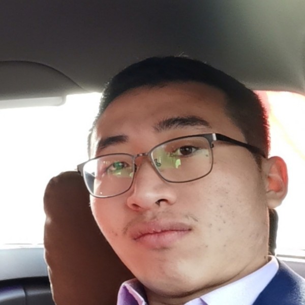 落后挽手樱桃的照片