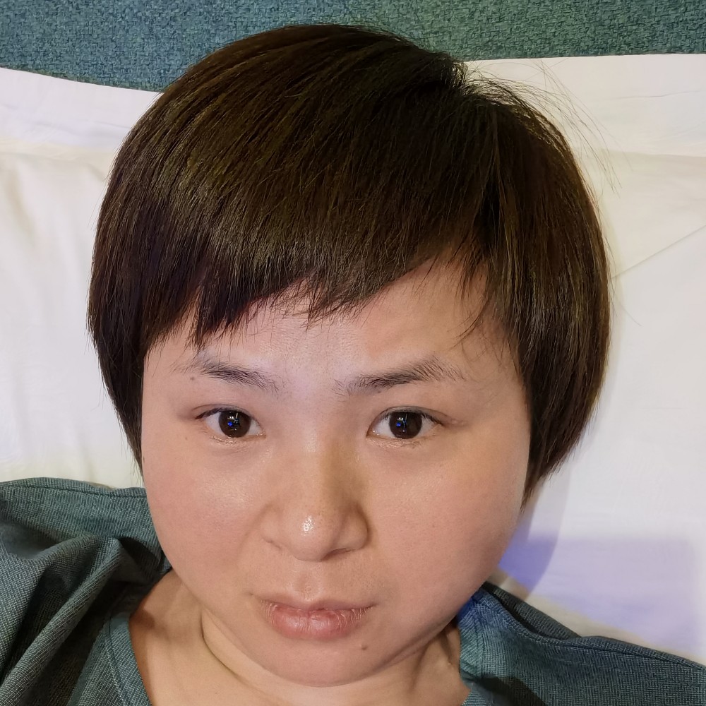 朴素爱恋超短裙的照片