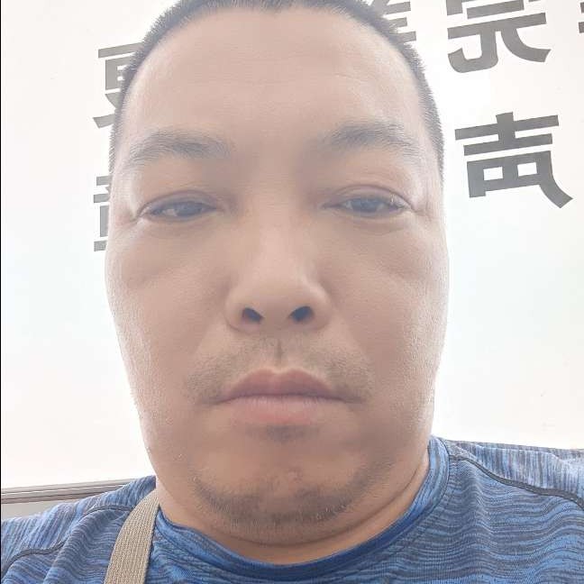 山岚方怡然的照片