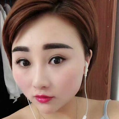 幽默高跟鞋的照片