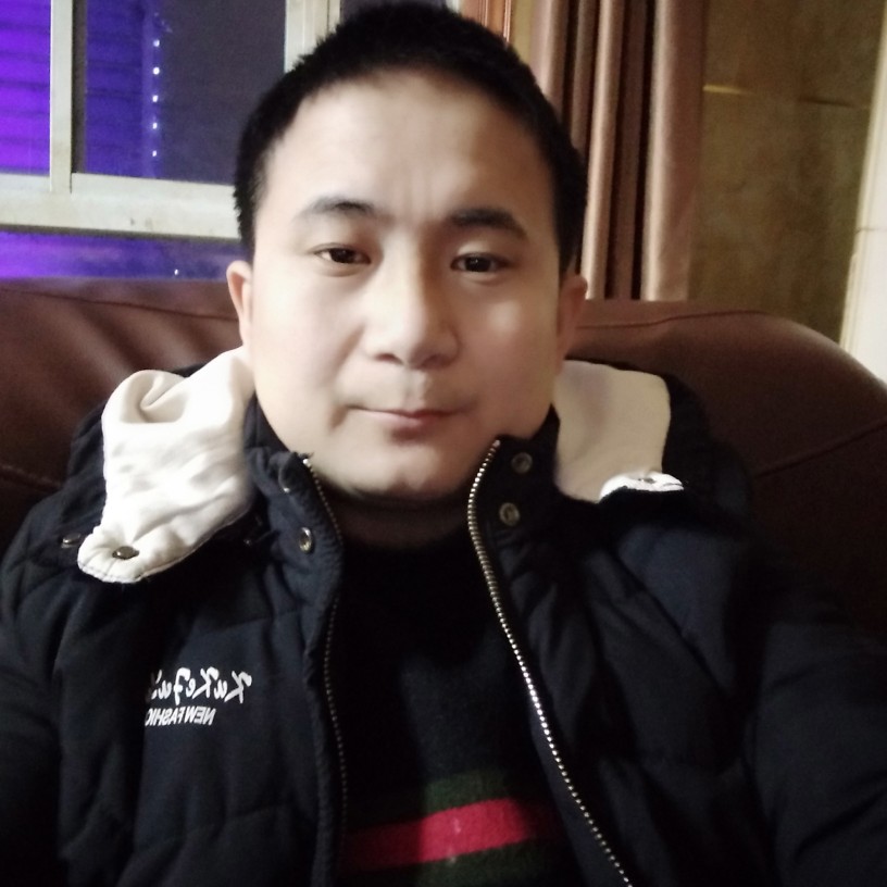 章程伟的照片
