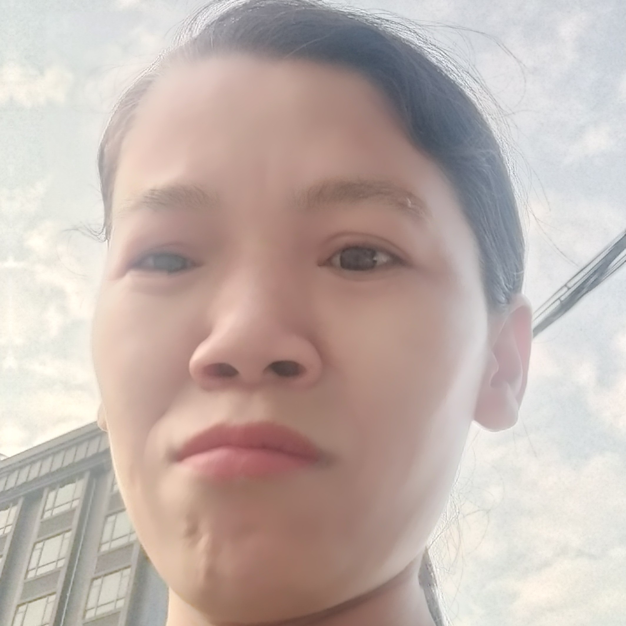 邓秀的照片