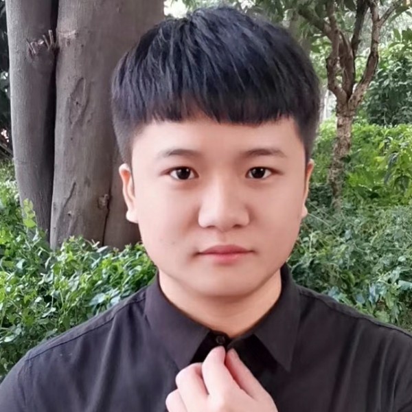 宝贝给微笑的照片