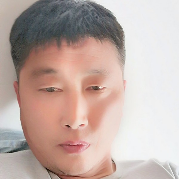 初雨满意的照片