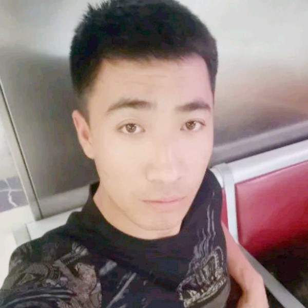 淤青阿瑞的照片
