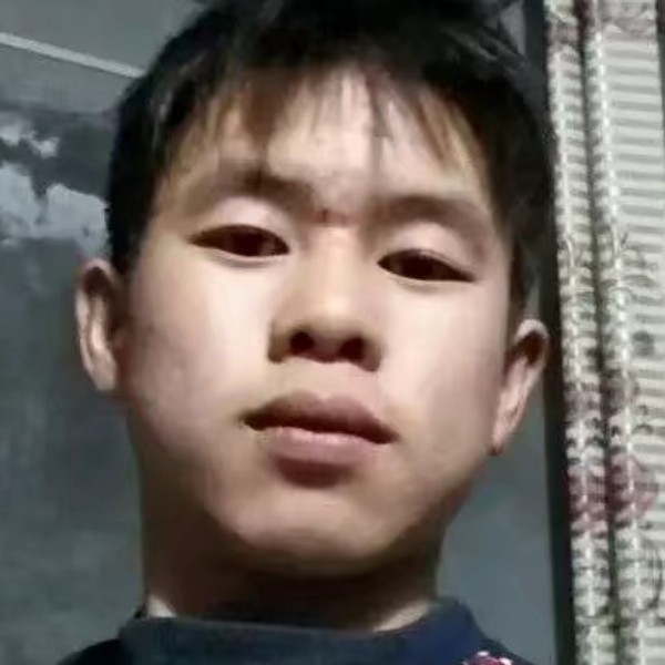 陈出门的照片