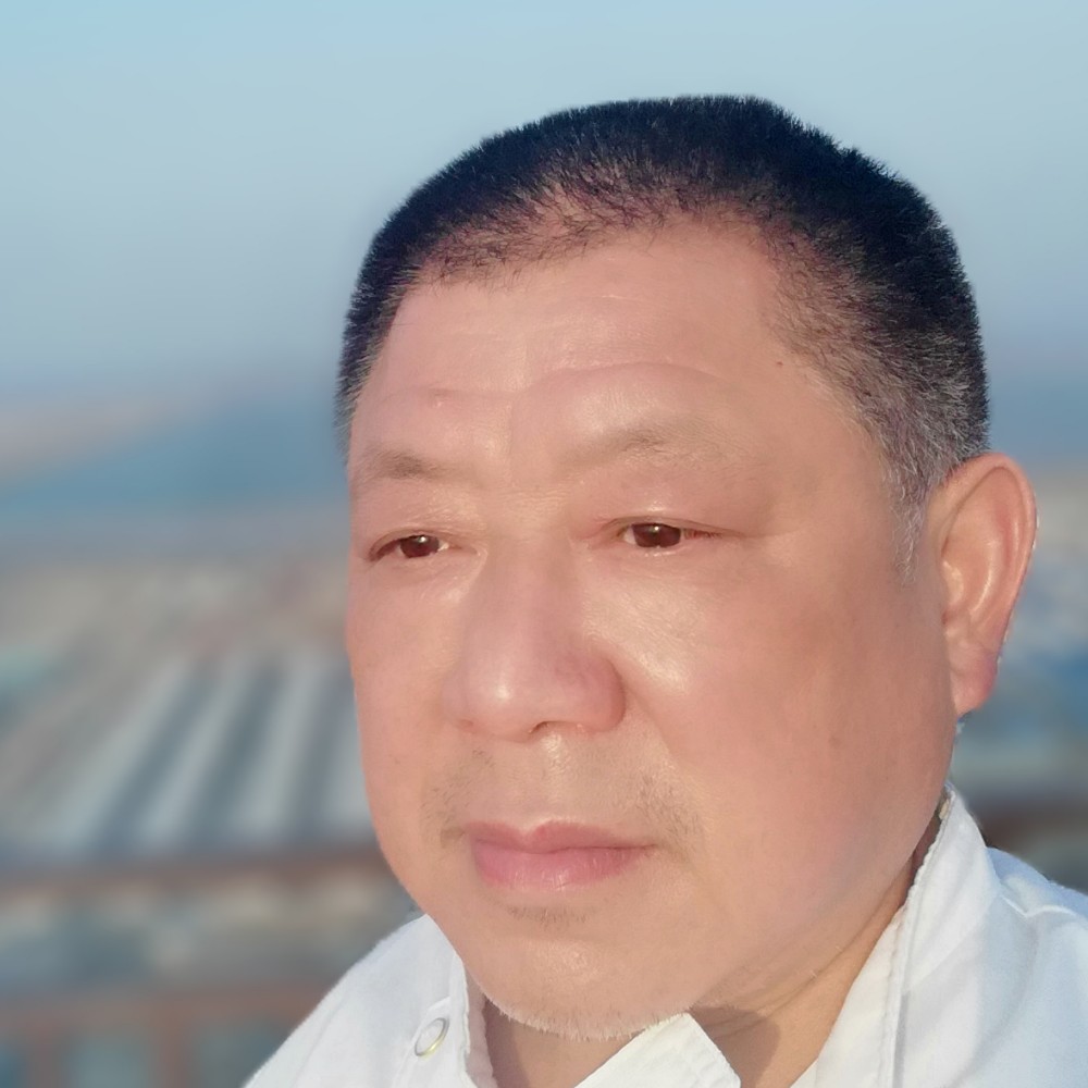 寥荒的照片