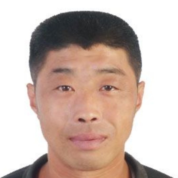 王宁爱游泳的鱼的照片