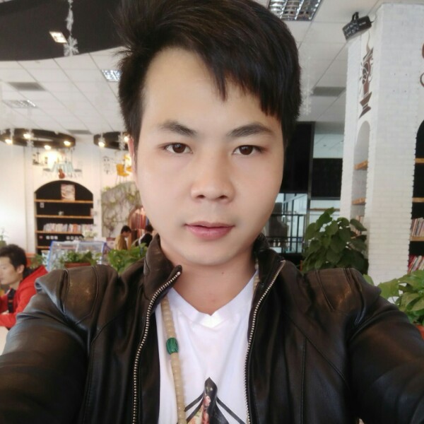 夜狼人的照片