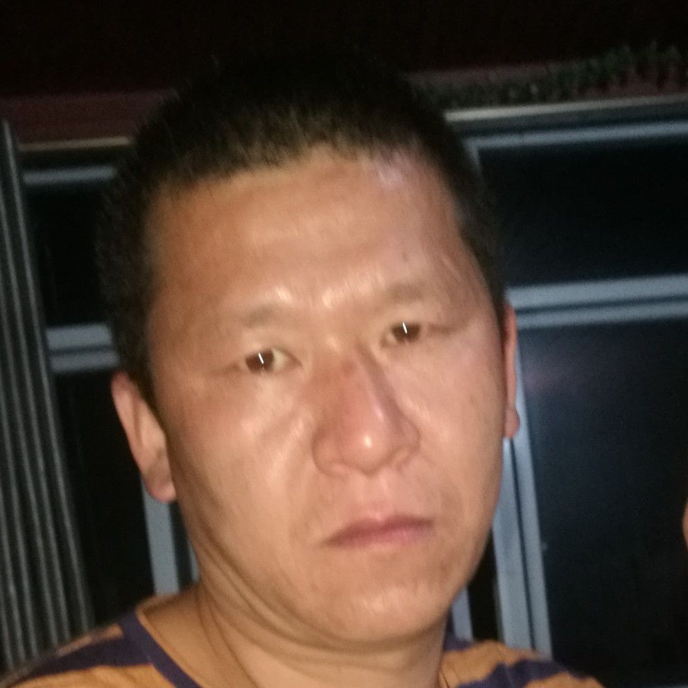 烟和火柴的照片