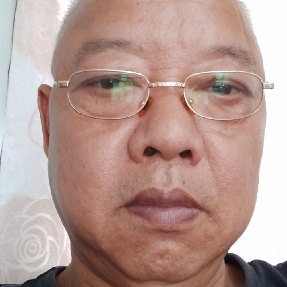 大门迎卡布奇诺的的照片