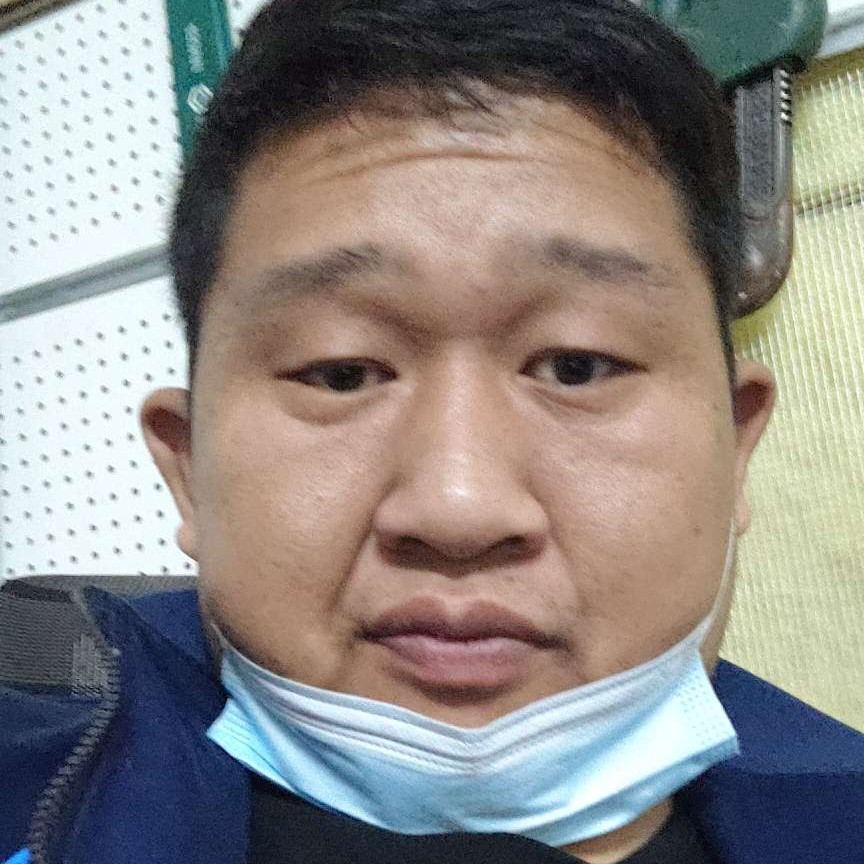 甄宇的照片