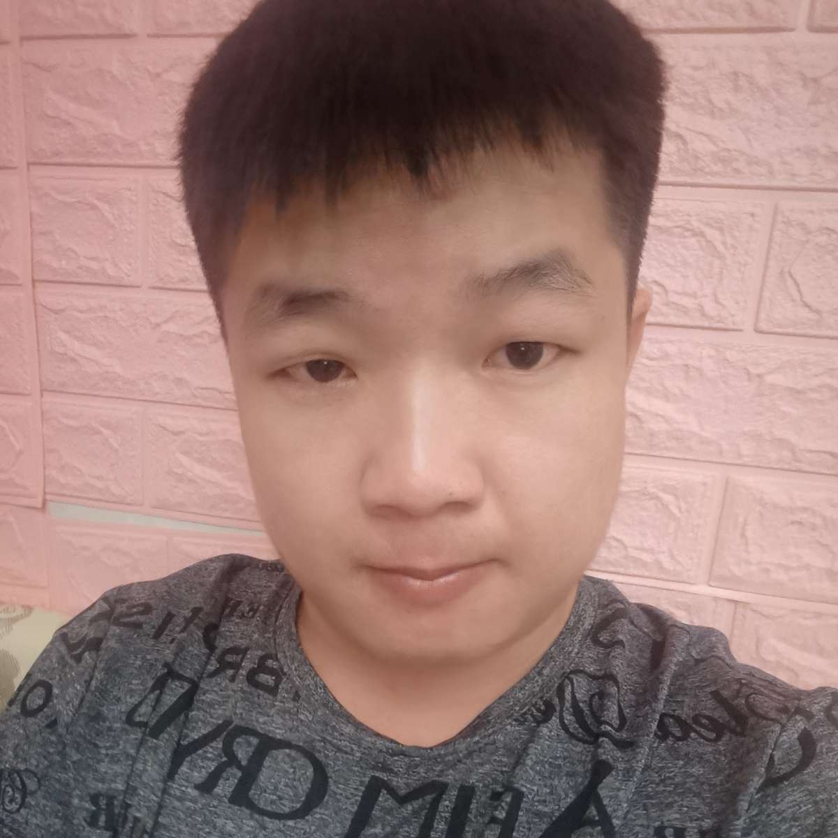 高兴方蝶舞的照片