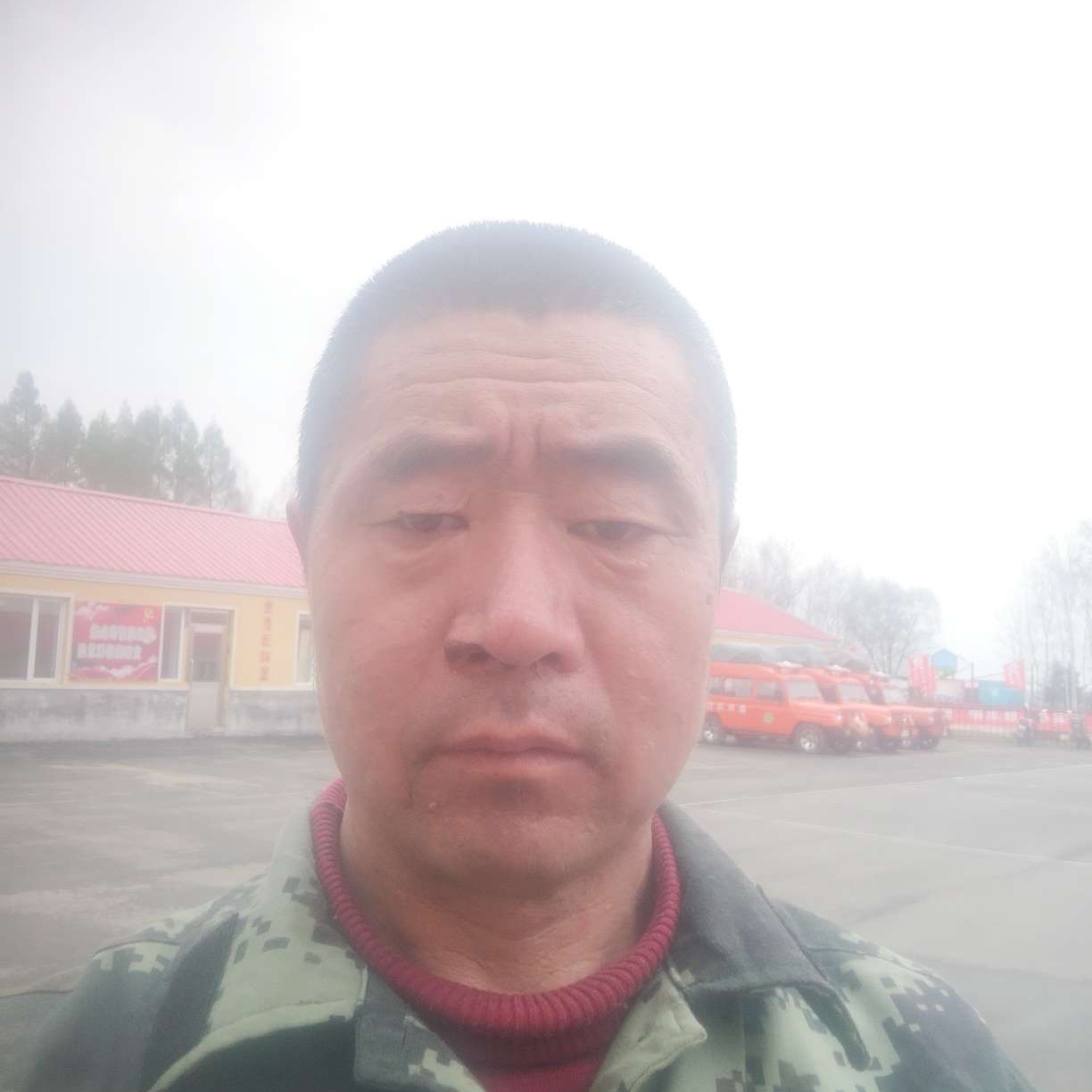 疯狂蹙眉抽屉的照片