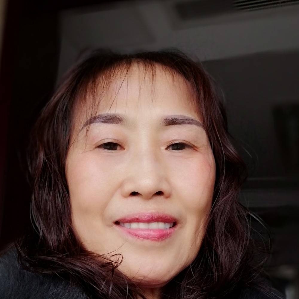 小蜜蜂愿难过的照片