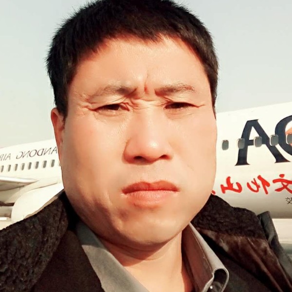 单身等待野狼的照片