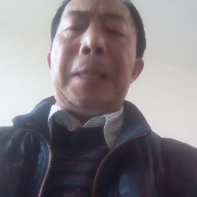 光明长完人的照片