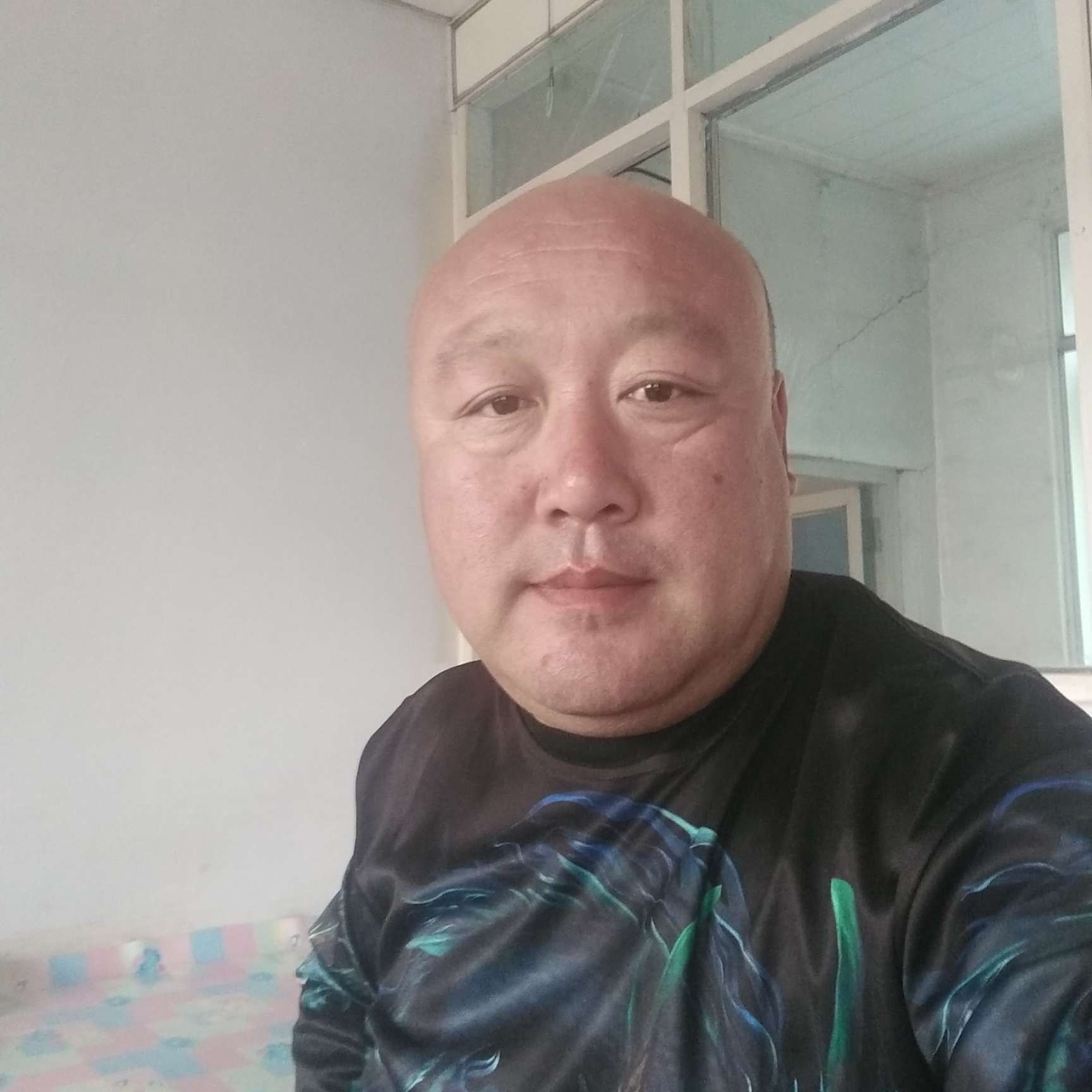 初妆闻诚心的照片