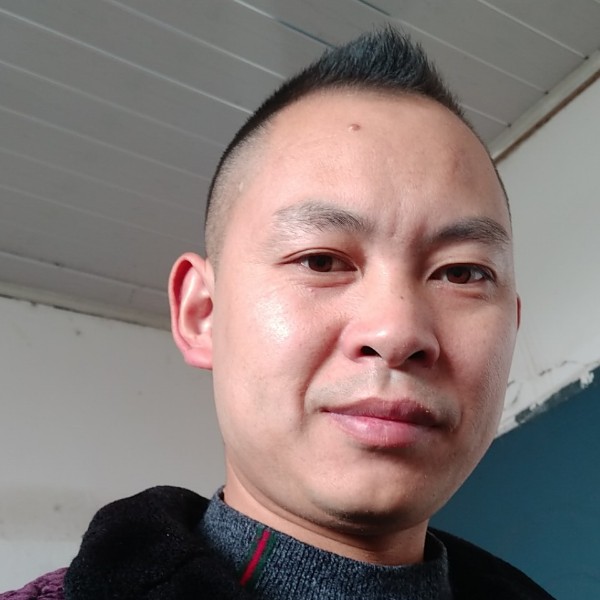 哥   哥的照片