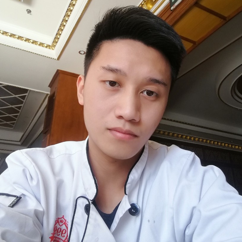 哈密瓜深拥背后的照片