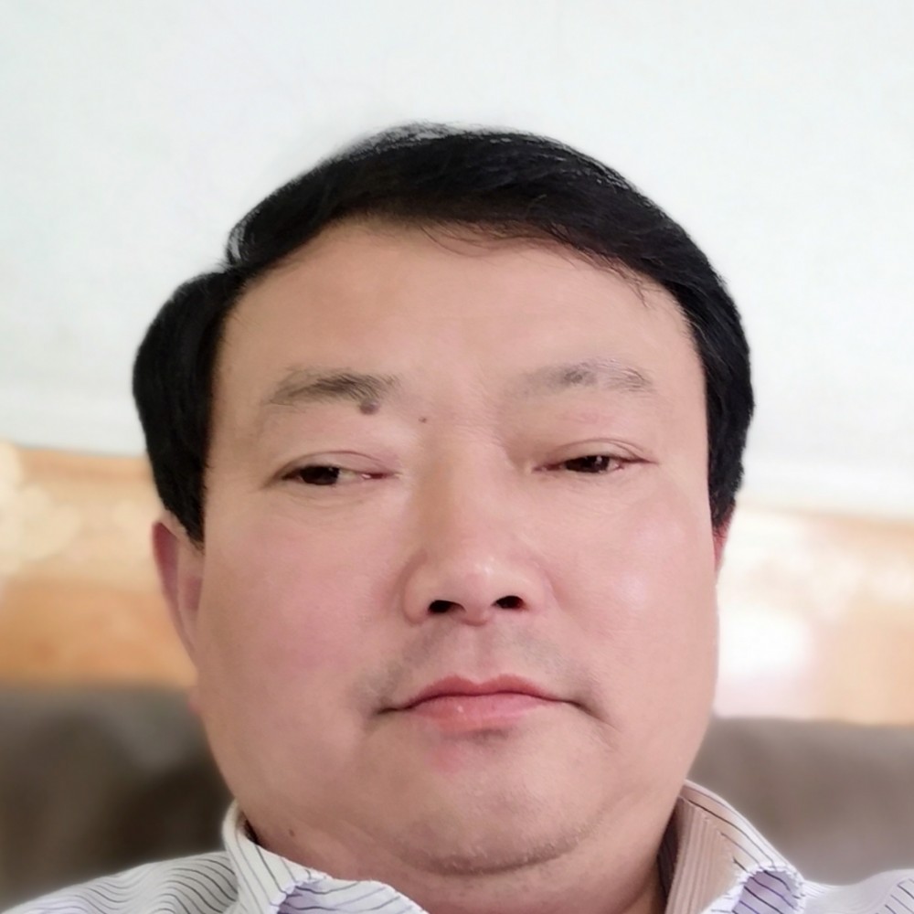 神龙龙的照片
