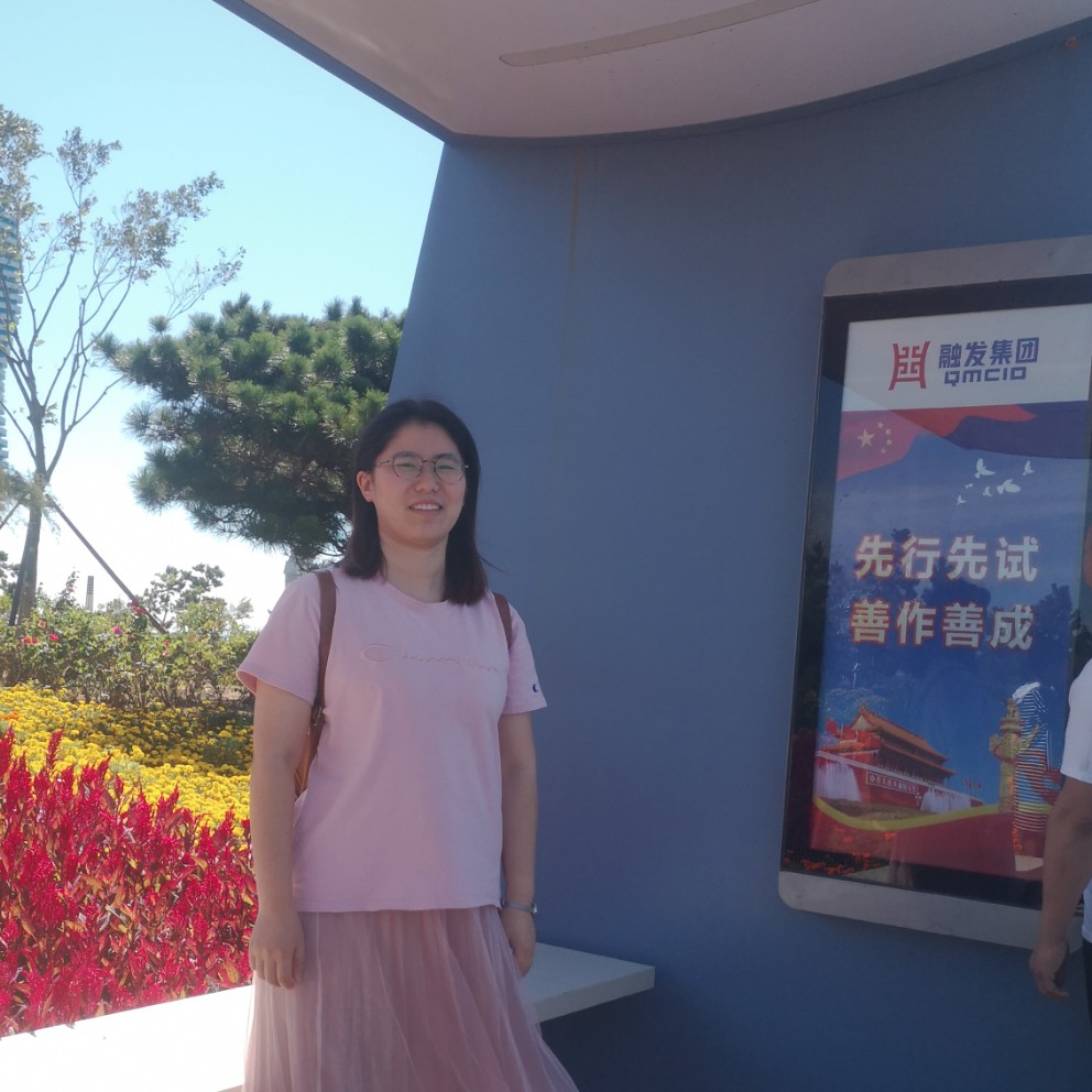 冬日深拥淡定的照片