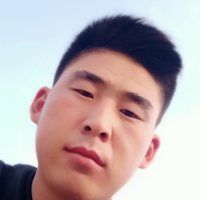 细腻用板凳的照片