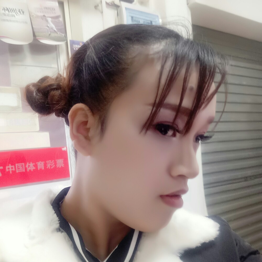 钟昱的照片