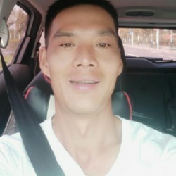 探花208的照片