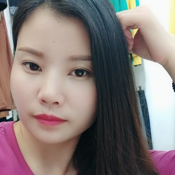 务实小蝴蝶的照片