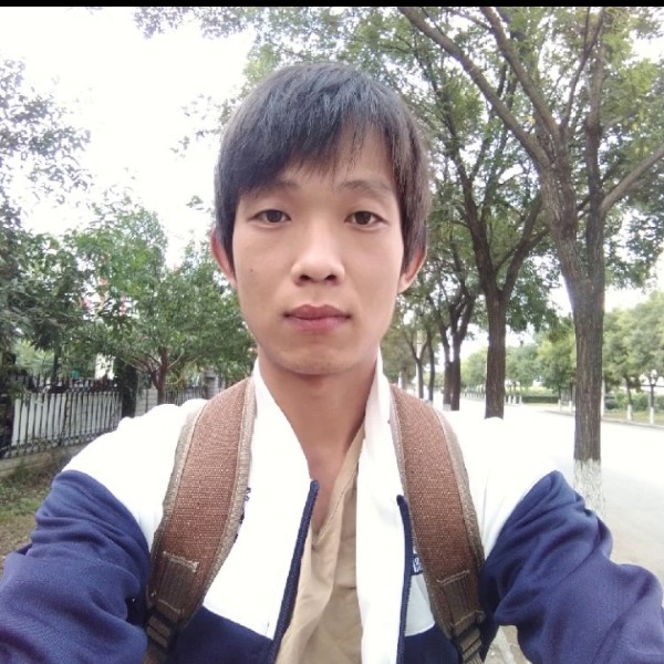 春天还彩色的照片