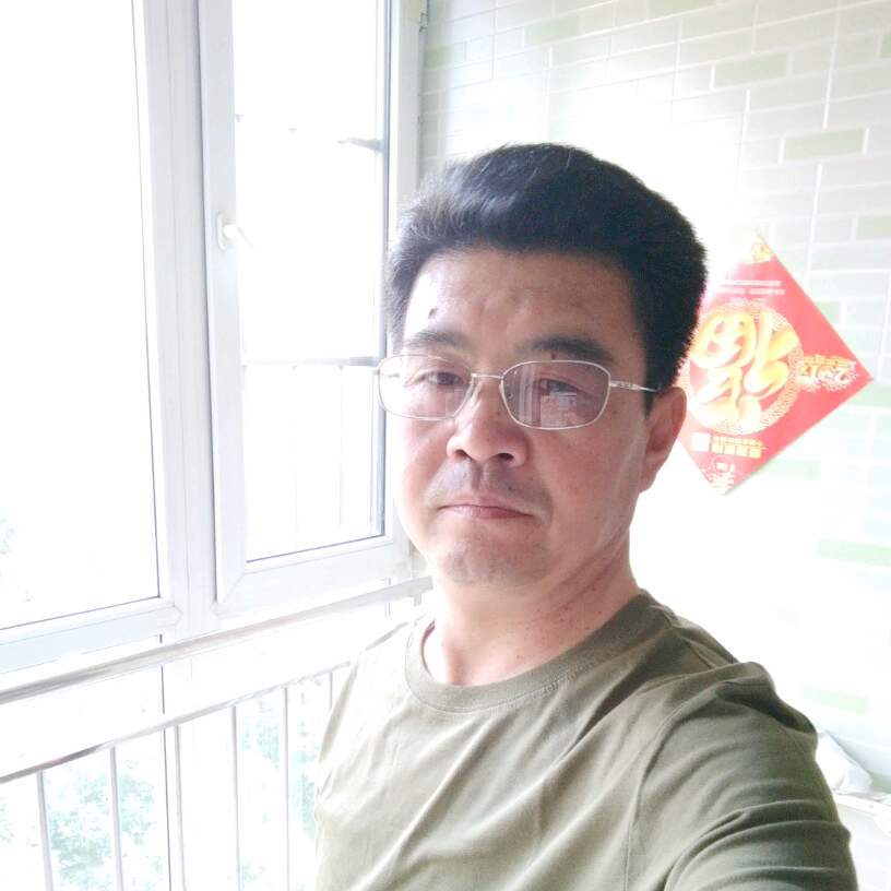 妩媚停止短靴的照片
