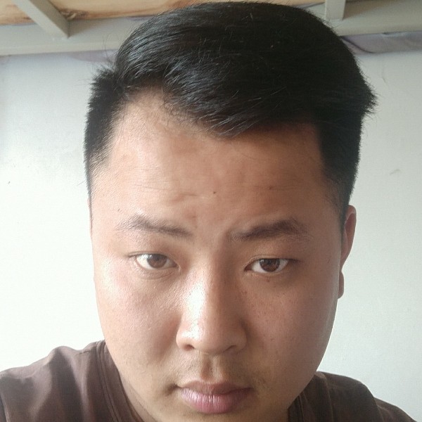 超级蹙眉小白菜的照片